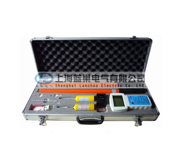 LCHX-10KV 35KV高壓無(wú)線核相儀,用于測(cè)定三相線相序、ABC之間相位差,也可以用于核相操作。