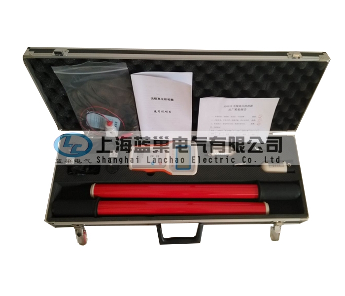 TAG-8000無線高壓核相器（以下簡稱“儀器”）用于檢測環(huán)網(wǎng)或雙電源電力網(wǎng)閉環(huán)點(diǎn)斷路器兩側(cè)電源是否同相。在閉環(huán)兩電源之前一定要進(jìn)行核相操作，否則可能發(fā)生短路。儀器適合6KV～220KV輸電線路帶電核相作業(yè)，同時具有高壓驗(yàn)電和核定相序的功能。